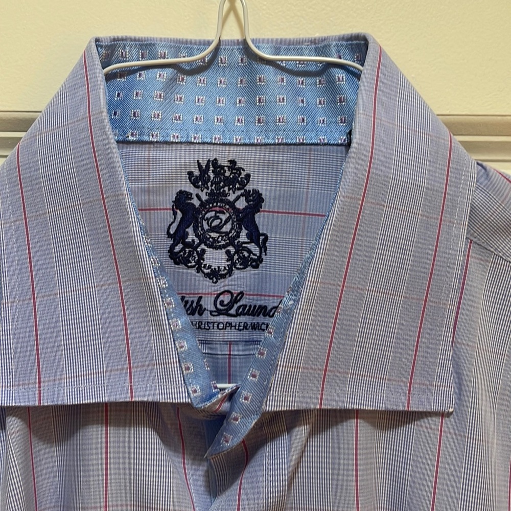 Great condition like new 
English laundry men’s dress shirt